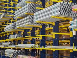 Heavy duty cantilever racking for storing steel pipes